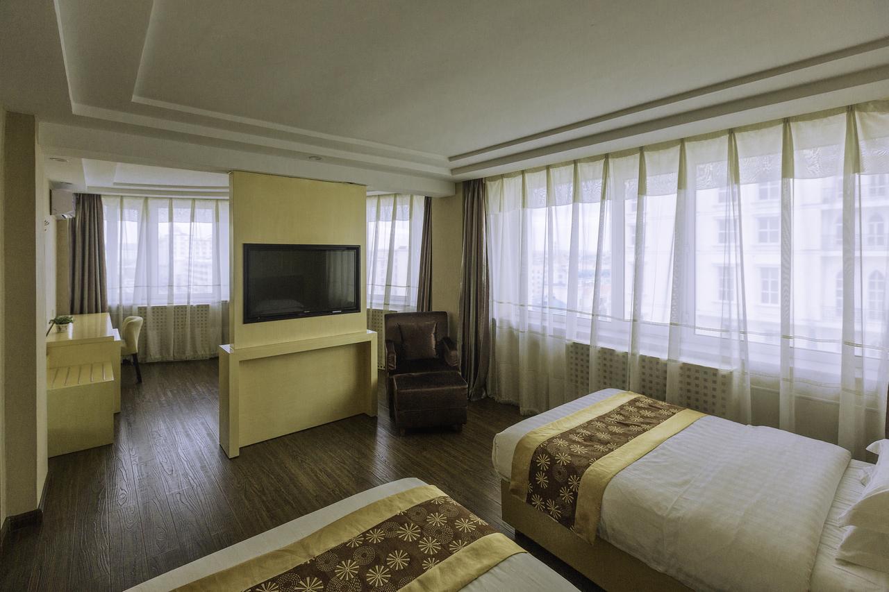 Beiguo Zhichun Business Hotel Manzhouli Zewnętrze zdjęcie
